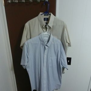 2 men's short sleeve dress shirts
